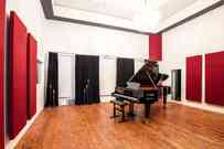 attachments/room_room/28967_0/GrooveFactoryBern_Mrz20-1_7f8e.jpg