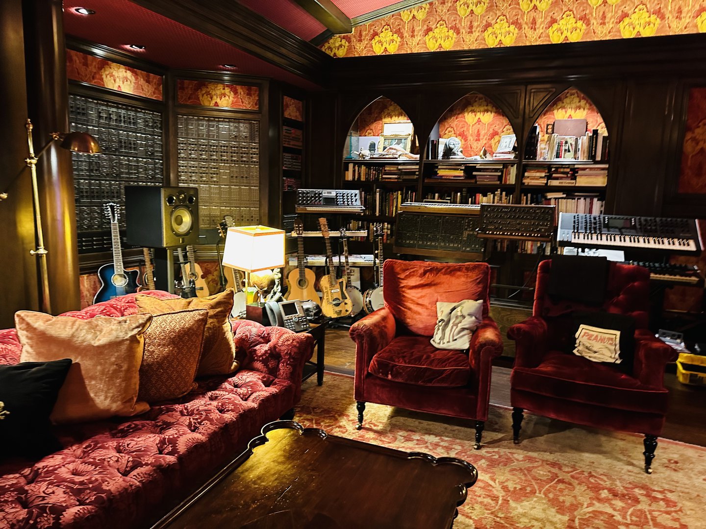 Hans Zimmer's Legendary Studio - Photo 1