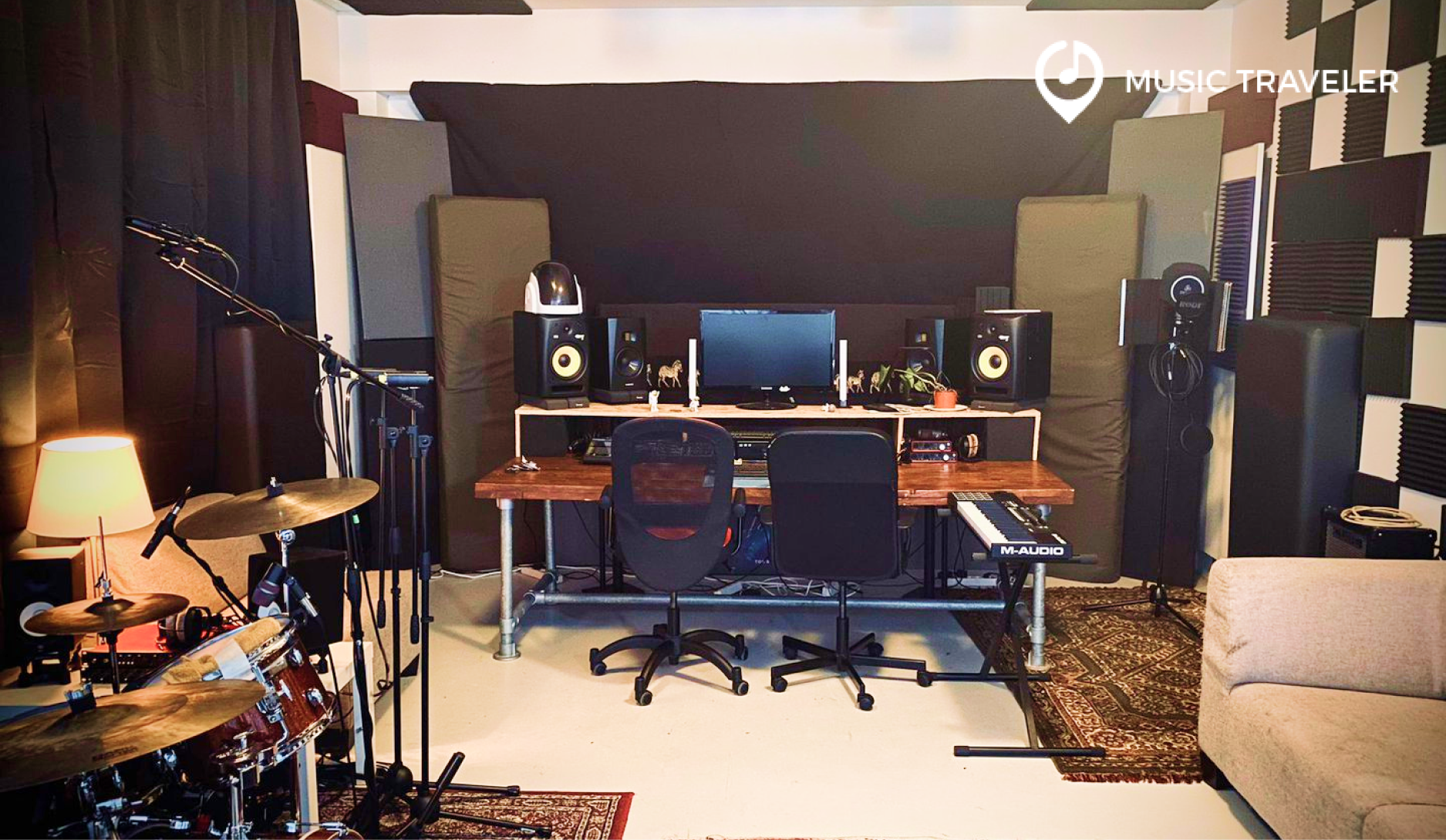 An autumn retreat for musicians: record and jam in the cozy atmosphere of MADE Studio in Amsterdam.